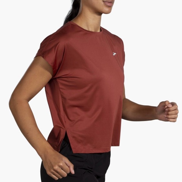 Brooks Sprint Free Lightweight Running Short Sleeve in Copper Red in Medium - Picture 3 of 8